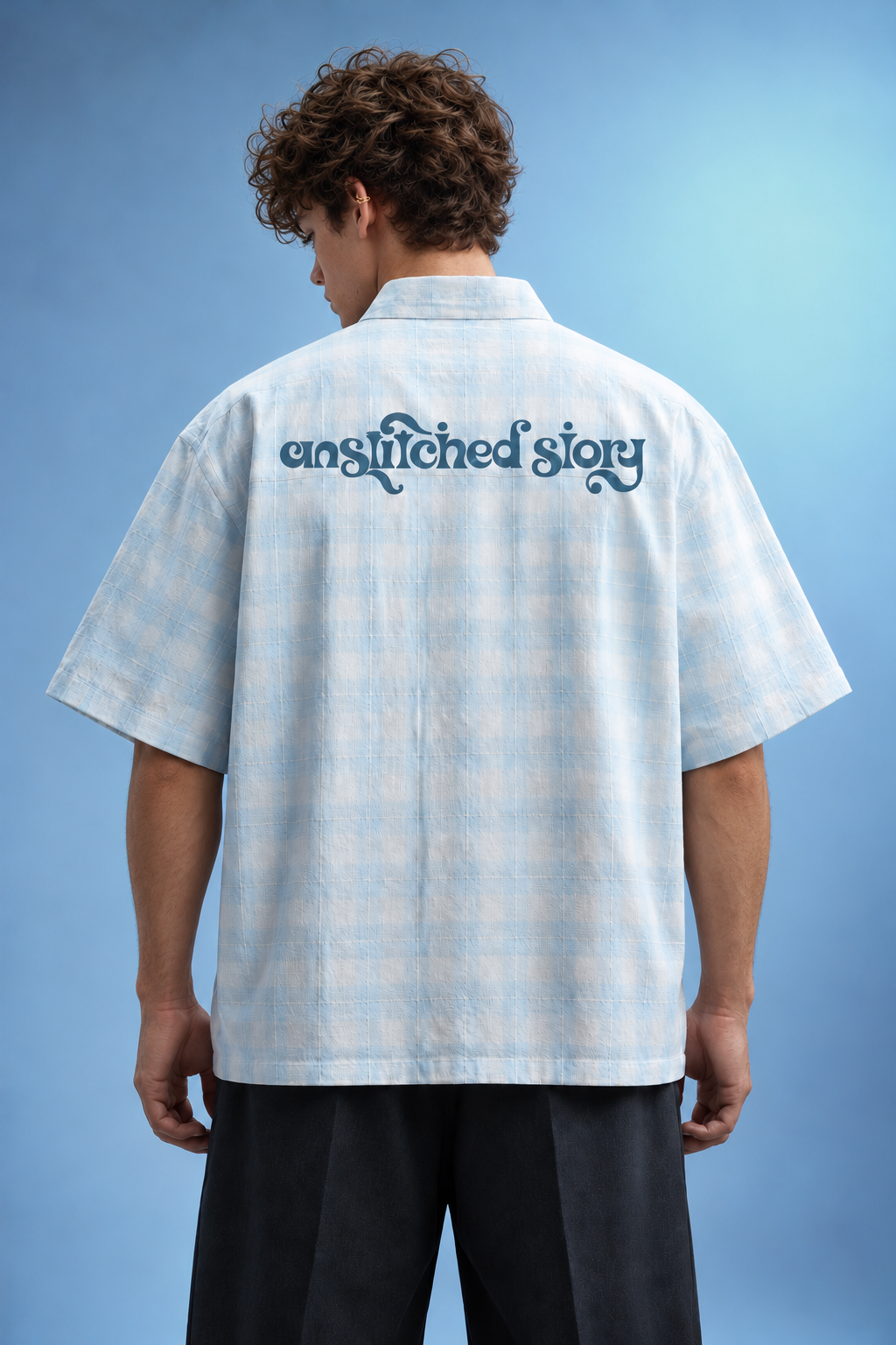BLUE HOUR Basic Graphic Tee